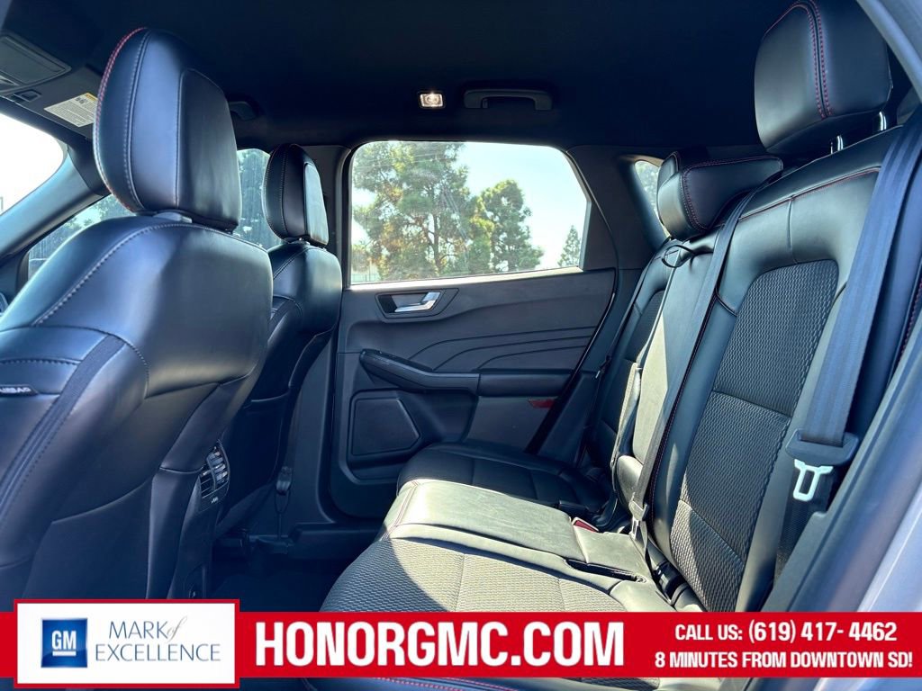 Used 2024 Ford Escape ST-Line image 16