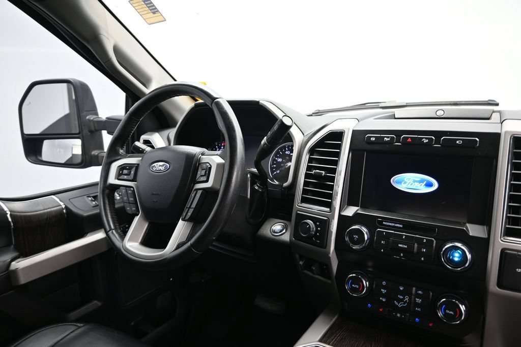 Used 2021 Ford F350 Lariat w/ Lariat Ultimate Package AWD/4WD image 17