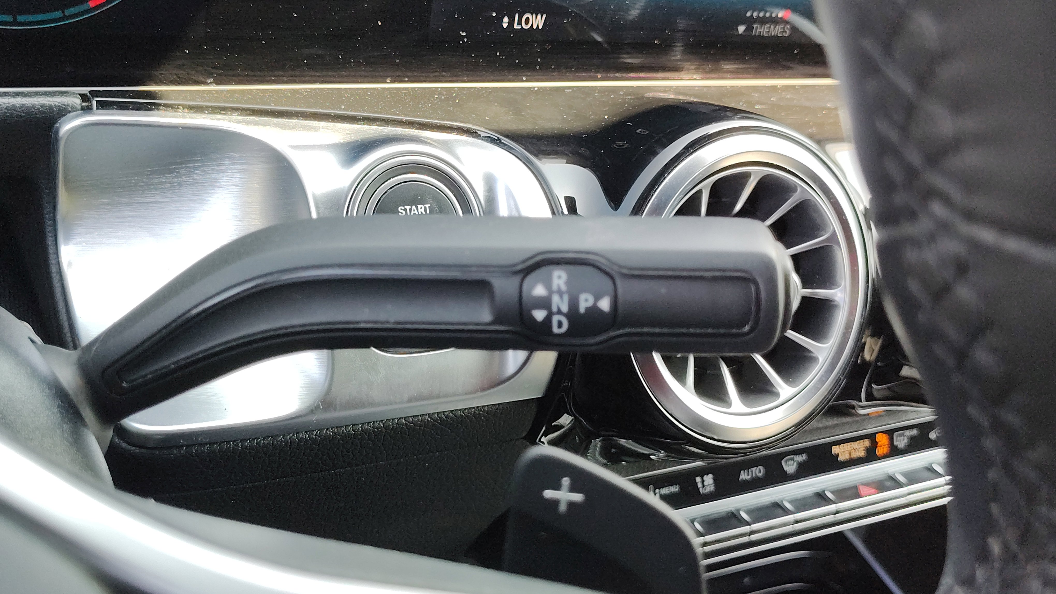 Used 2021 Mercedes-Benz GLB 250 4MATIC image 17