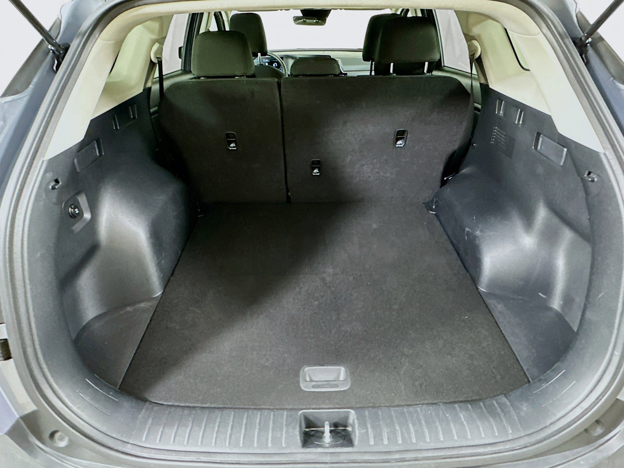 Used 2025 Kia Sportage LX image 28