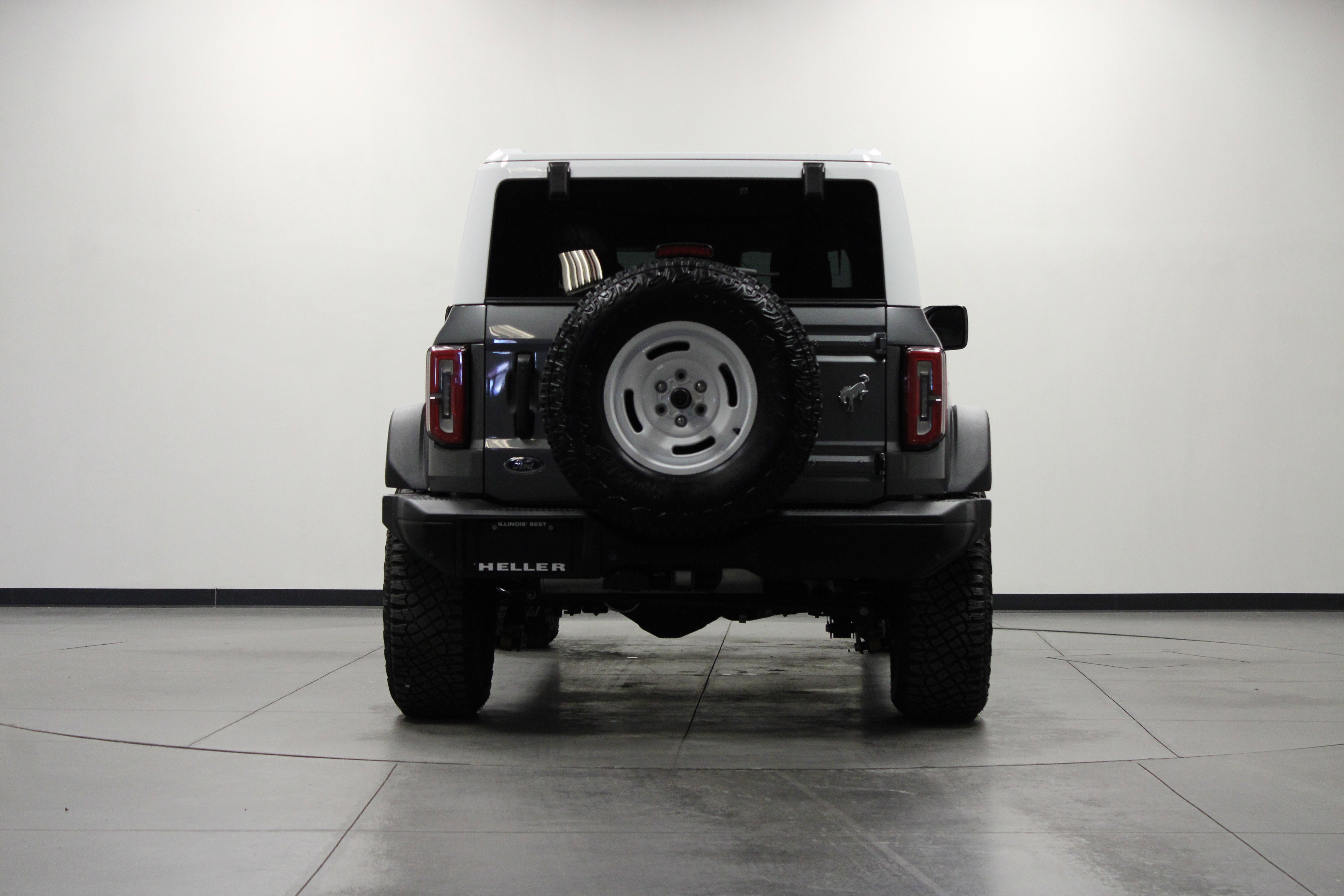 Used 2023 Ford Bronco Heritage Edition image 5