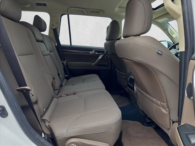 Used 2023 Lexus GX 460 Premium w/ Premium Plus Package AWD/4WD image 19