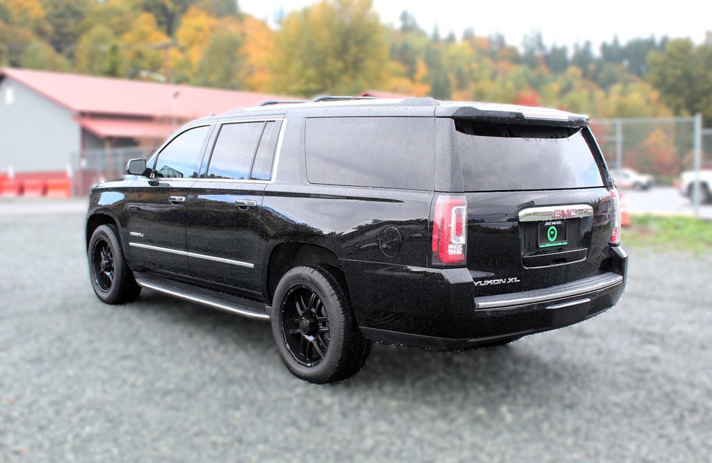 Used 2020 GMC Yukon XL Denali image 5