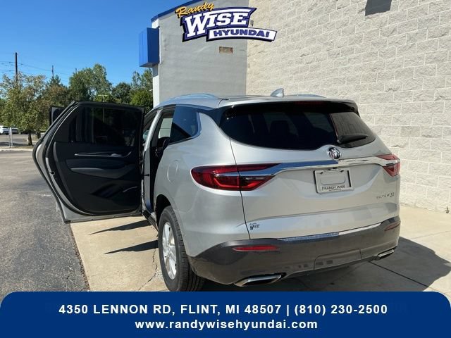 Used 2019 Buick Enclave Essence AWD/4WD image 17