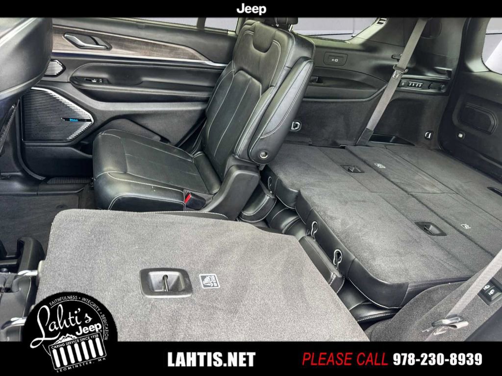 Certified 2021 Jeep Grand Cherokee L Overland w/ Advanced Protech Group III image 16