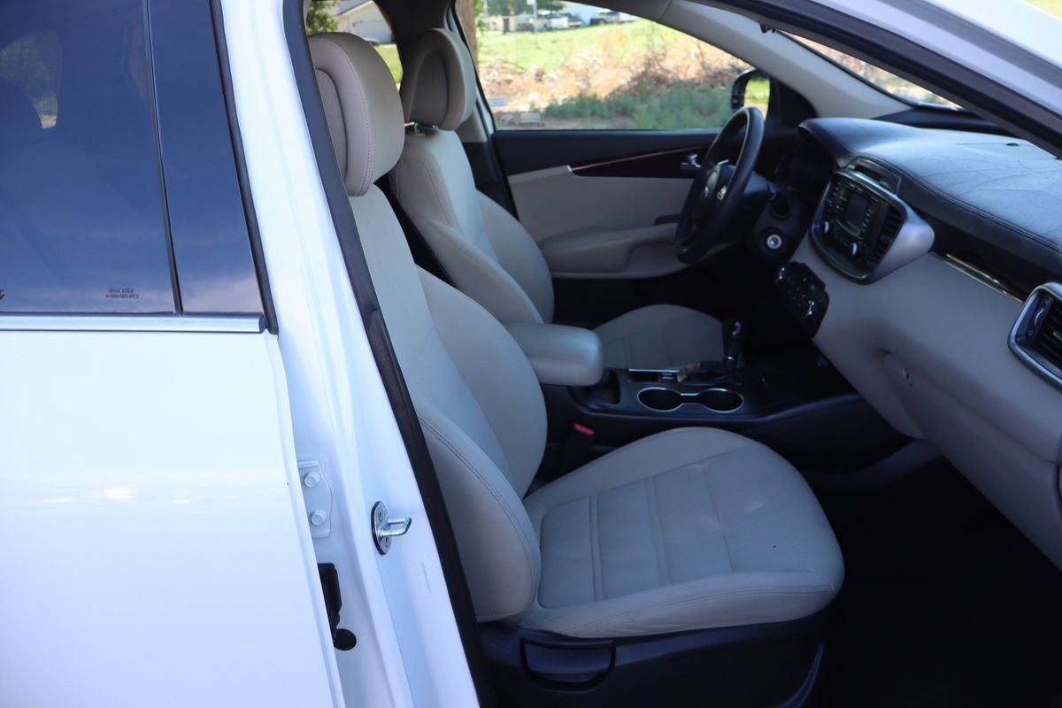 Used 2016 Kia Sorento LX AWD/4WD image 24