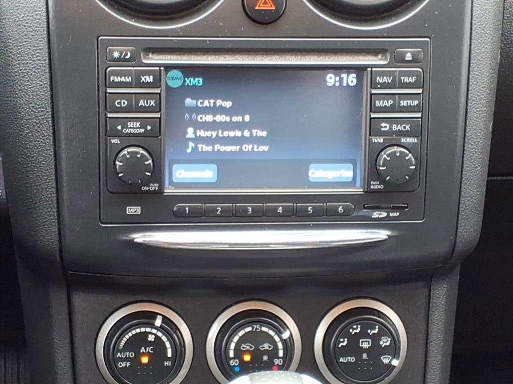 Used 2012 Nissan Rogue SV w/ Premium Pkg image 6