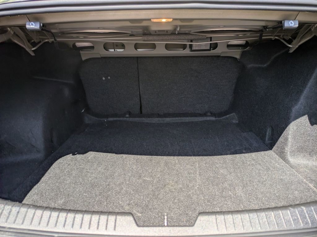 Used 2024 Chevrolet Malibu LT image 26