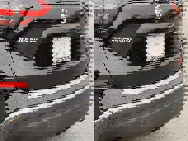 Used 2019 Nissan Murano Platinum w/ Cargo Package image 6