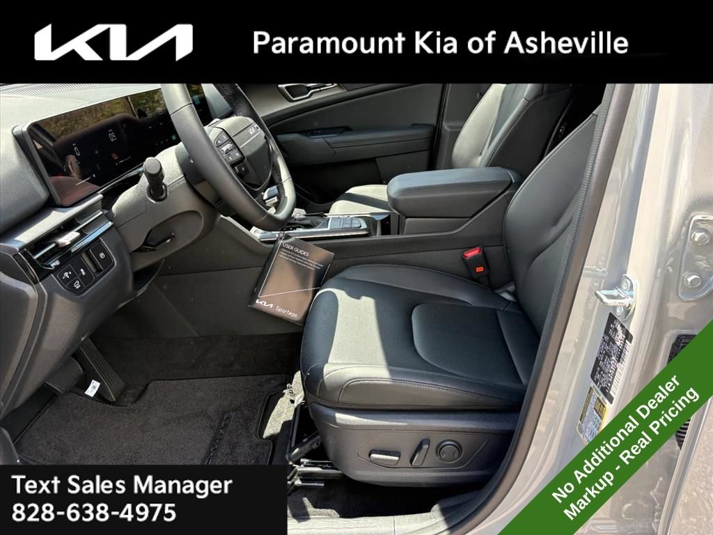 New 2026 Kia Sportage EX AWD/4WD image 17