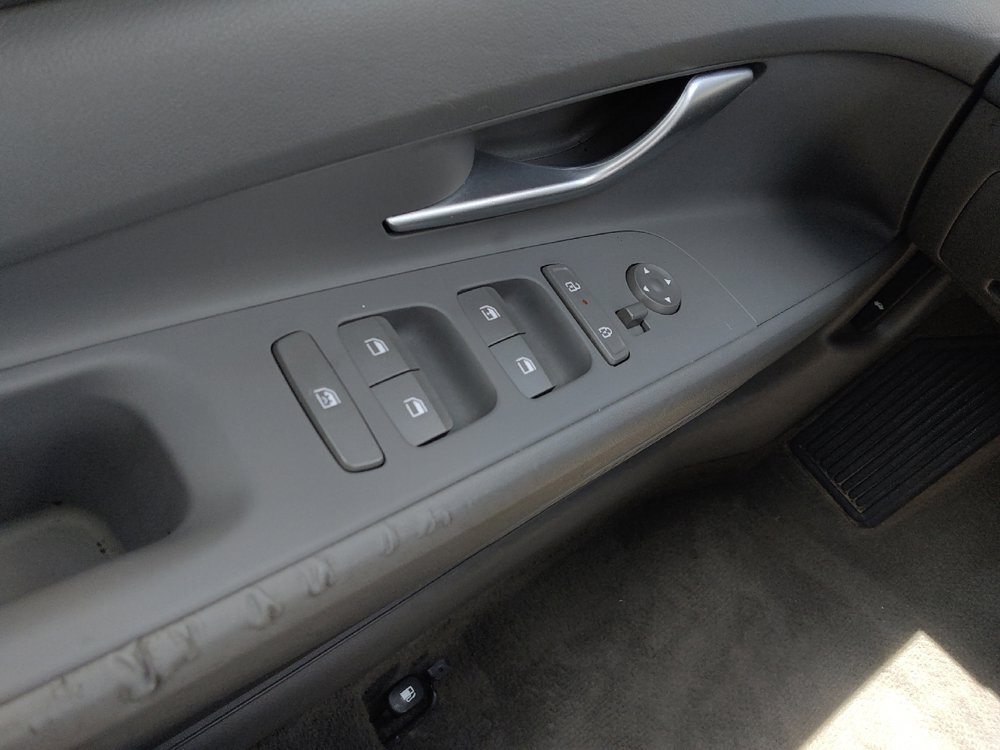 Used 2024 Hyundai Elantra SE image 27