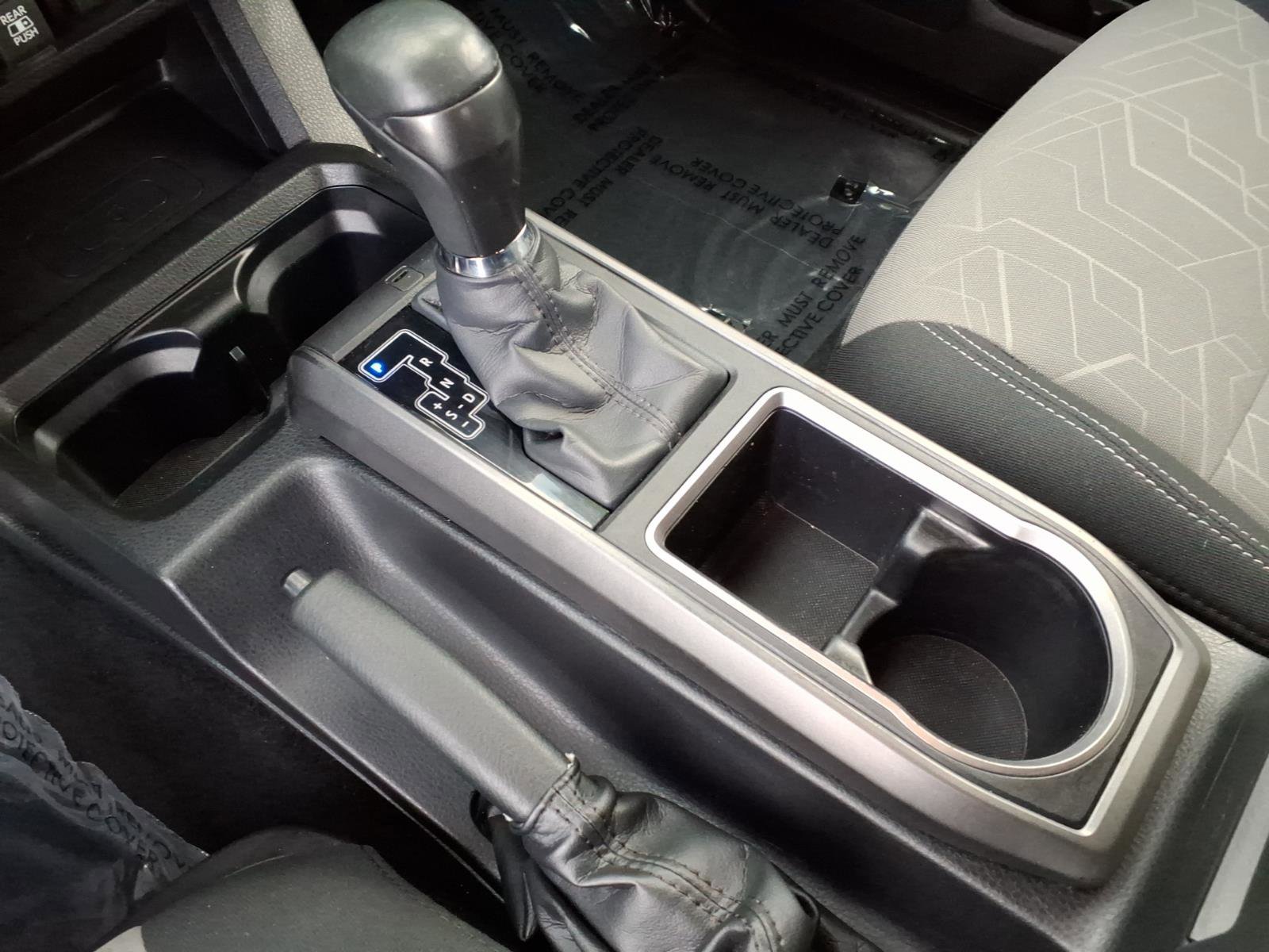 Certified 2023 Toyota Tacoma TRD Off-Road AWD/4WD image 14