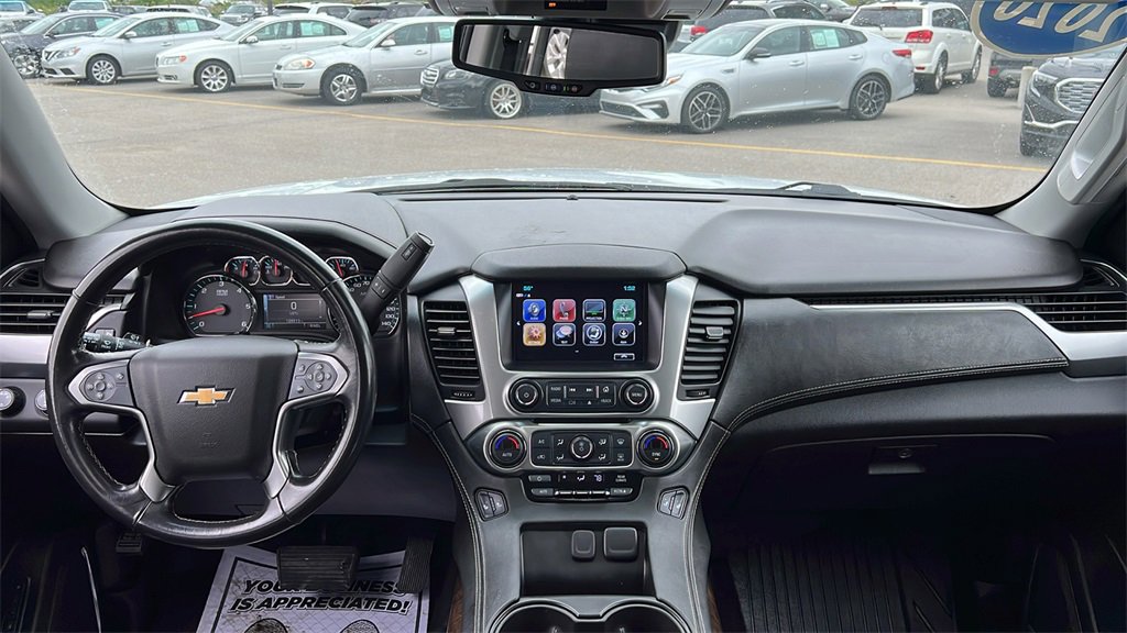 Used 2020 Chevrolet Suburban LT image 13