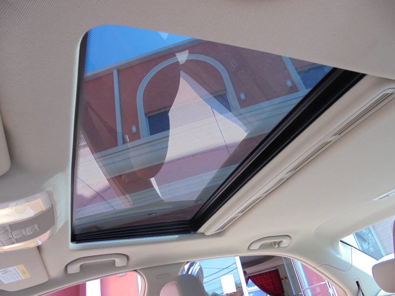 Used 2014 Mercedes-Benz C 300 C 300 Sport 4MATIC AWD 4dr Sed w/ Premium 1 Package image 23