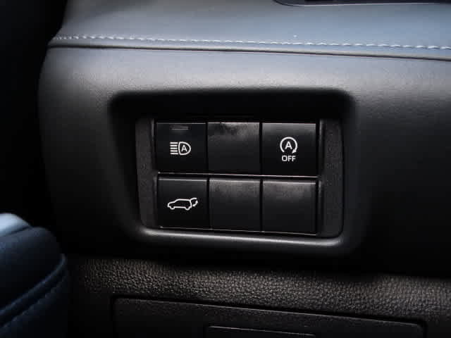 Used 2025 Toyota Highlander XLE image 39