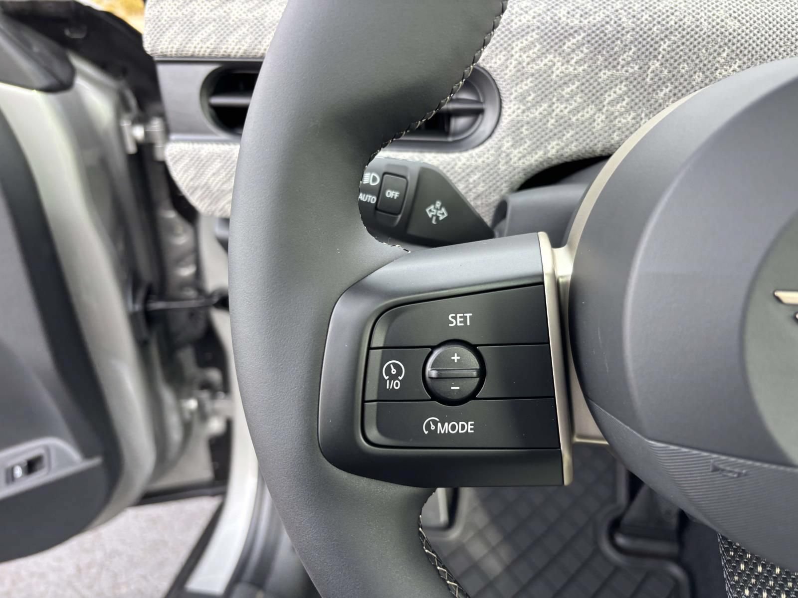 New 2026 MINI Cooper 2-Door Hardtop FWD image 16