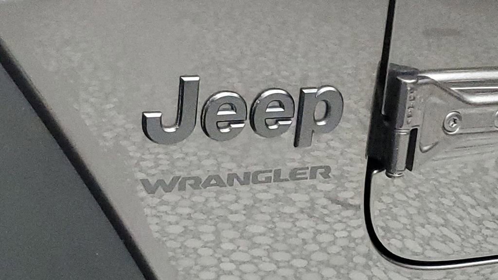 Used 2022 Jeep Wrangler Sport AWD/4WD image 8