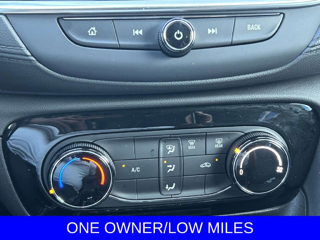 Used 2023 Buick Encore GX Preferred FWD image 19