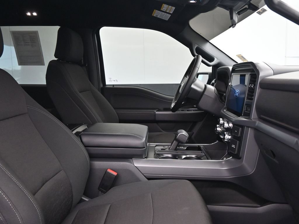 Used 2025 Ford F150 XLT w/ Equipment Group 301A Standard image 10