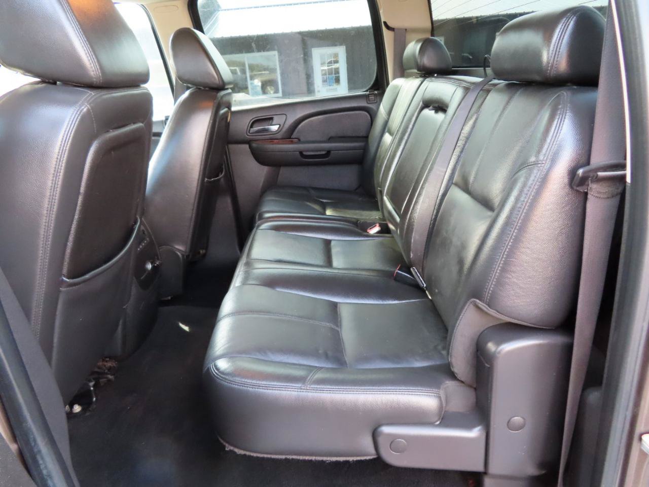 Used 2008 Chevrolet Silverado 2500 LTZ w/ Safety Package AWD/4WD image 43