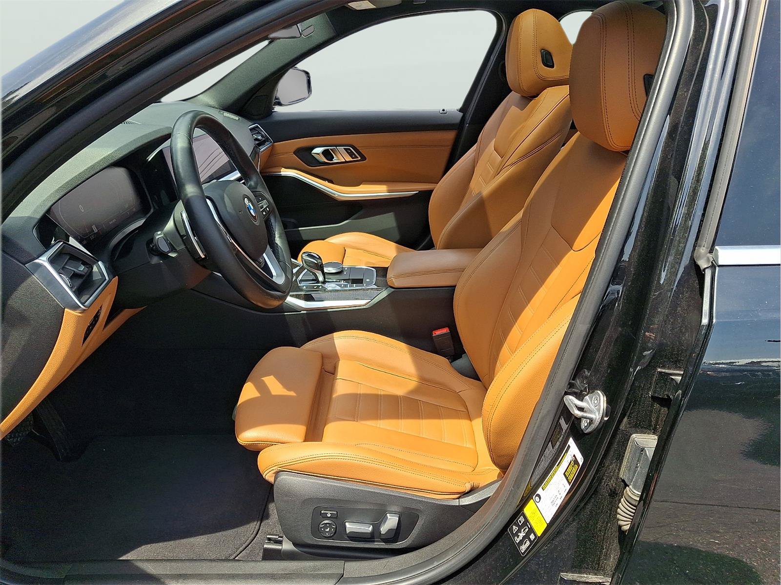 Used 2019 BMW 330i xDrive Sedan w/ Convenience Package AWD/4WD image 11