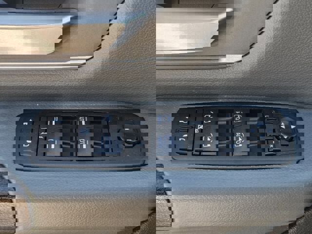 Used 2022 RAM 1500 Lone Star image 32