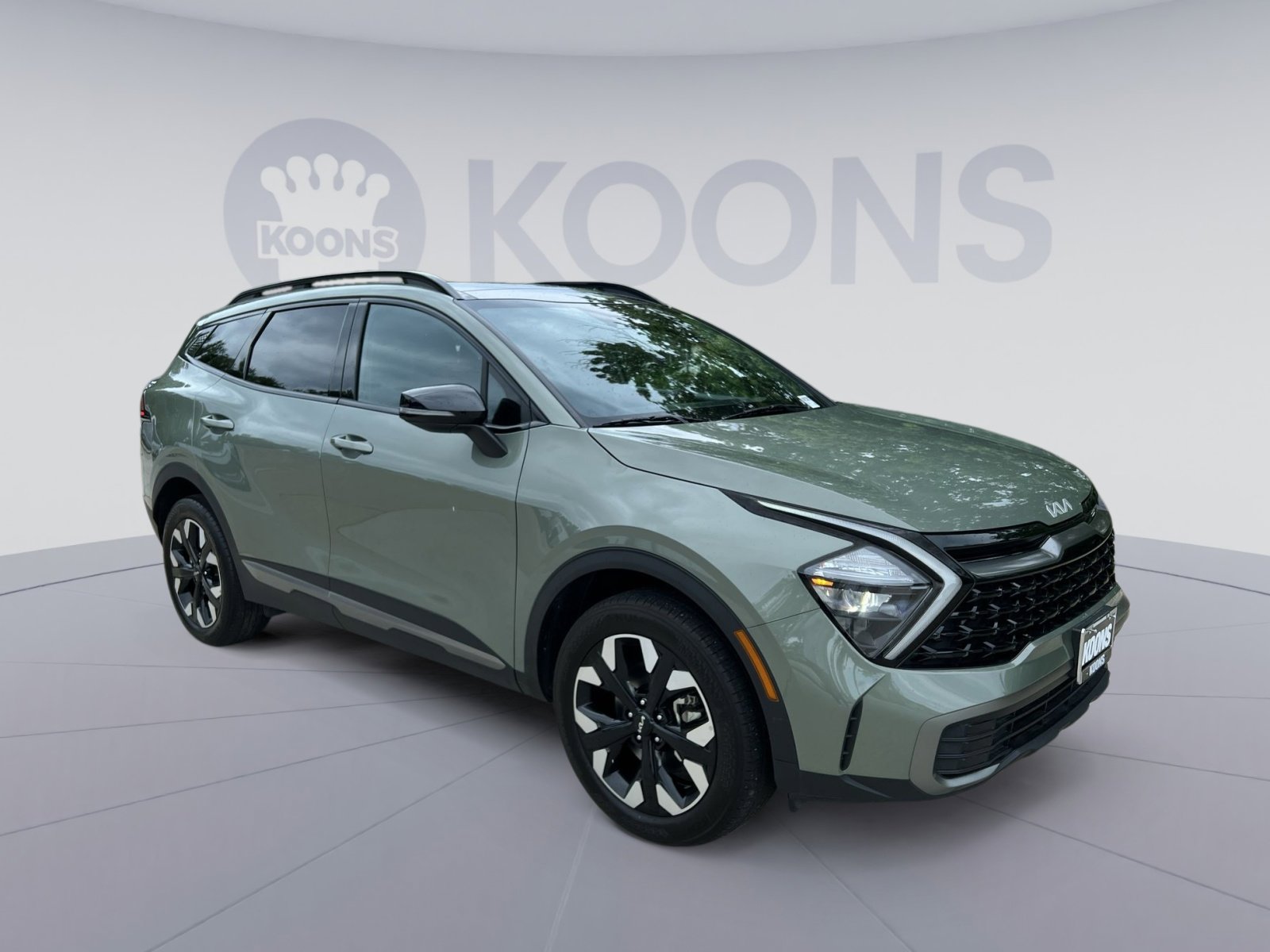 Used 2023 Kia Sportage X-Line w/ X-Line Premium Package AWD/4WD image 2