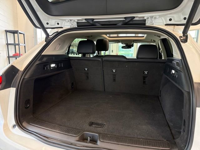 Used 2023 Buick Envision Essence w/ Sport Touring Package image 30