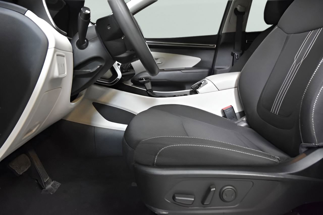 Used 2024 Hyundai Tucson SEL image 16