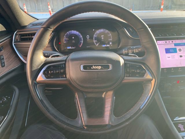 Used 2024 Jeep Grand Cherokee Summit image 30