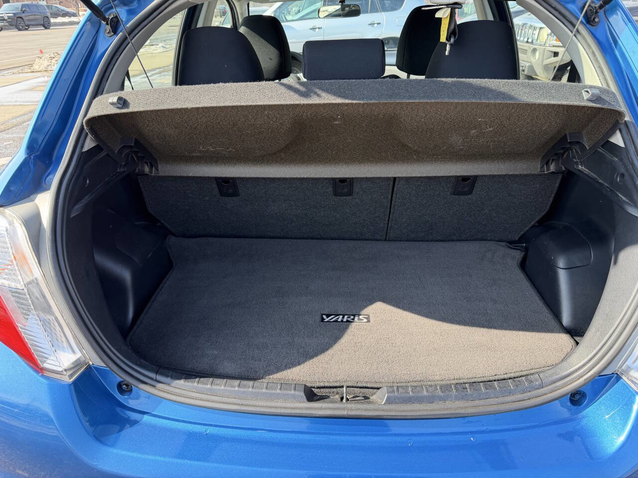Used 2012 Toyota Yaris LE image 24