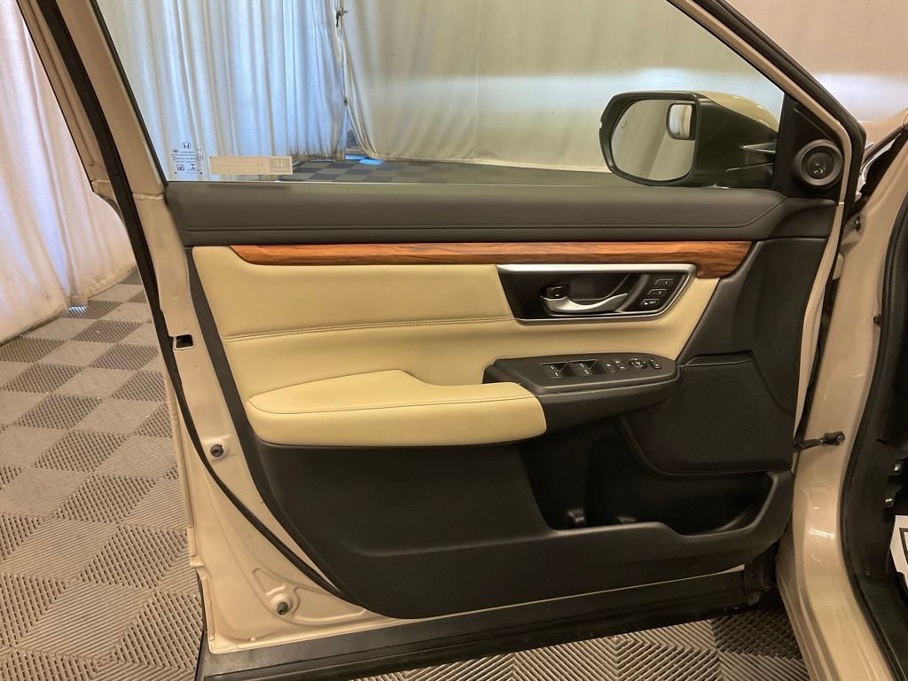 Used 2019 Honda CR-V Touring image 23
