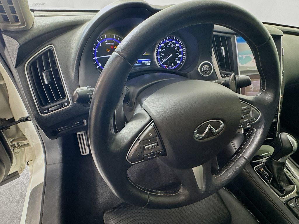 Used 2015 INFINITI Q50 w/ Navigation Package RWD image 12