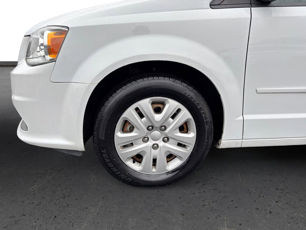 Used 2017 Dodge Grand Caravan SE w/ Power Window Group image 13