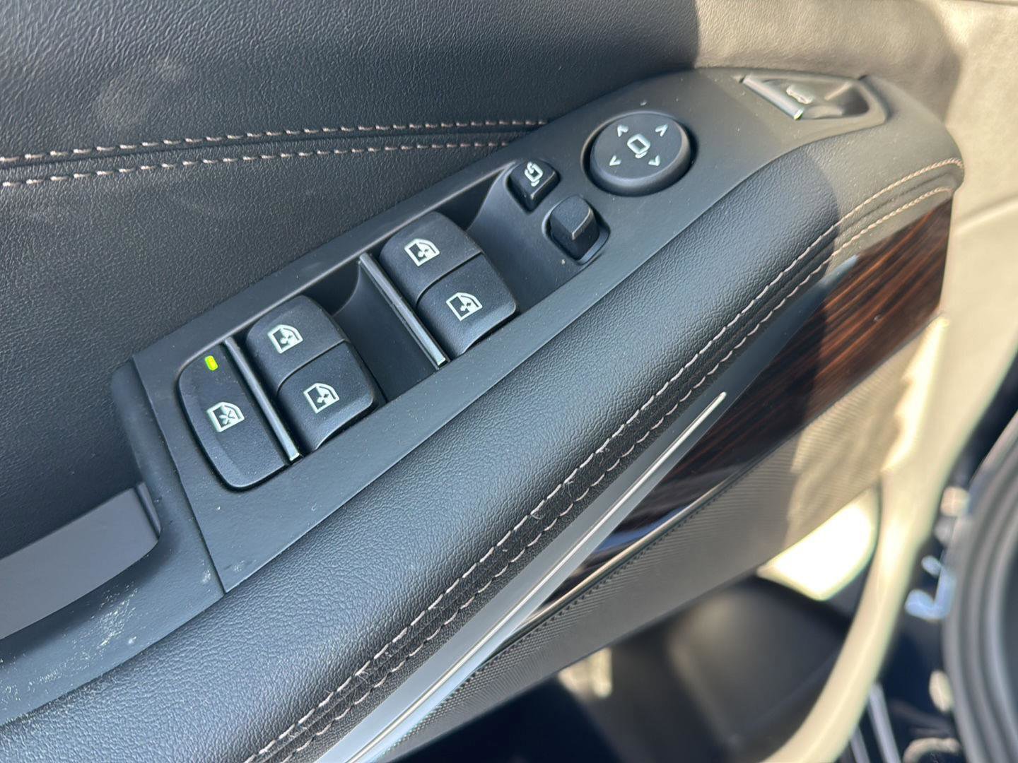 New 2026 BMW X5 xDrive40i w/ Executive Package image 28