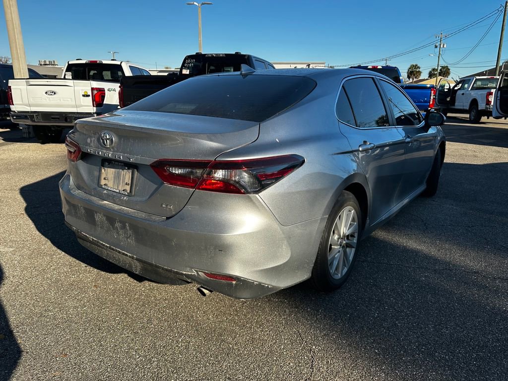 Used 2024 Toyota Camry LE image 12