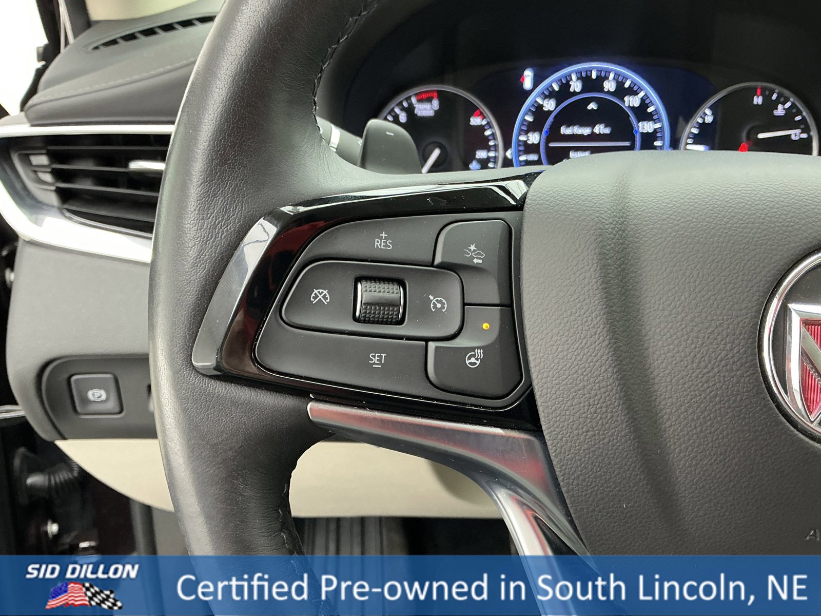 Used 2022 Buick Enclave Avenir w/ Avenir Technology Package image 9