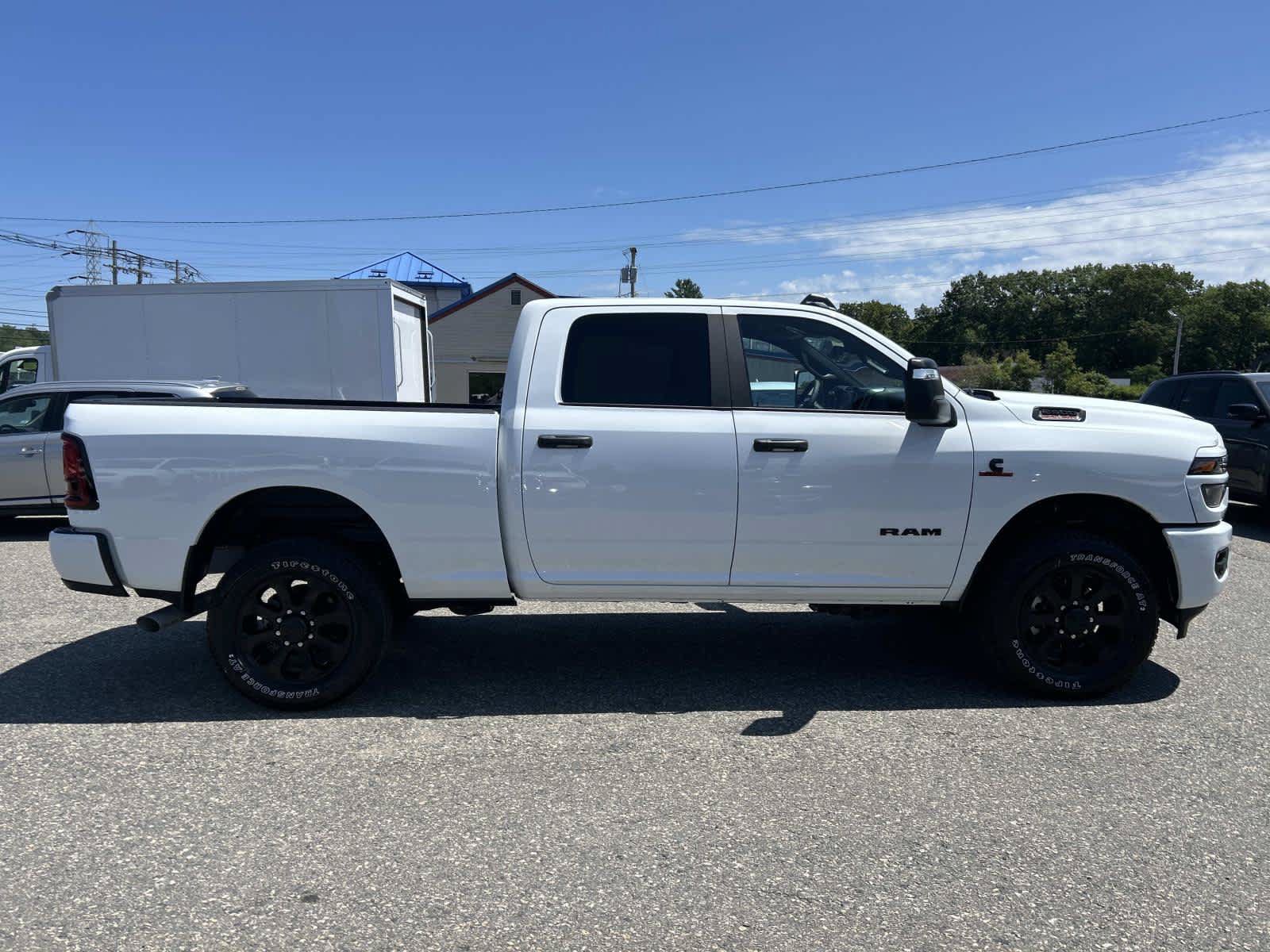 Used 2026 RAM 2500 Big Horn AWD/4WD image 2