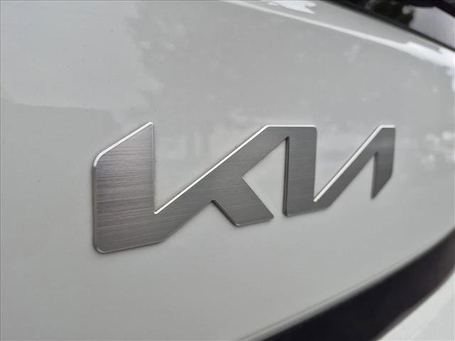 Used 2023 Kia Soul LX w/ Option Group 015 FWD image 26