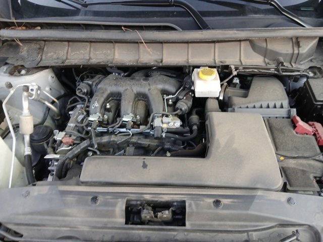 Used 2025 Nissan Pathfinder SV FWD image 18