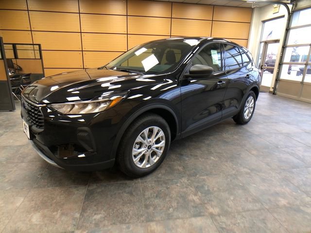 New 2026 Ford Escape Active w/ Cold Weather Package image 3