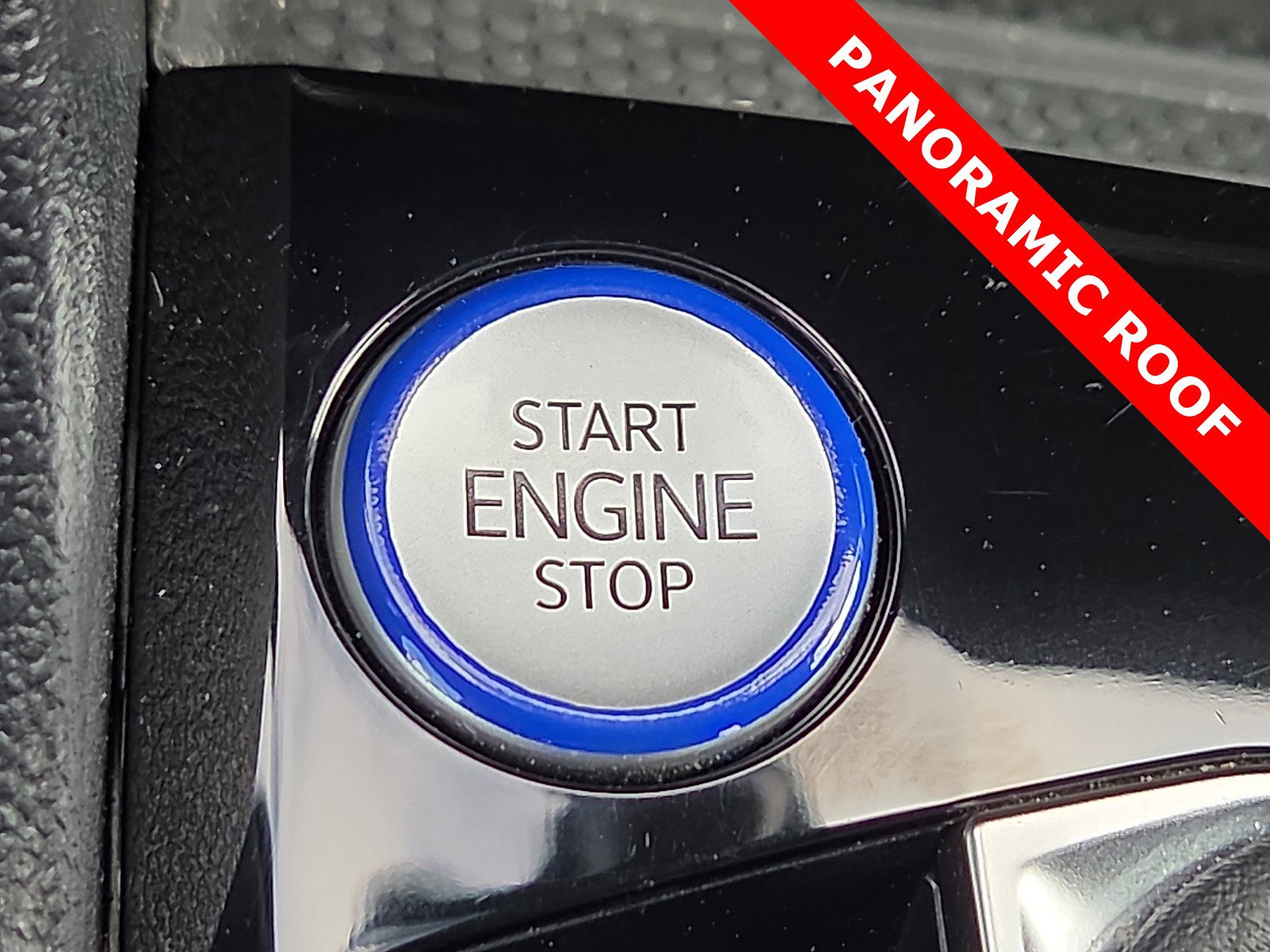 Used 2023 Volkswagen Tiguan SEL R-Line image 20