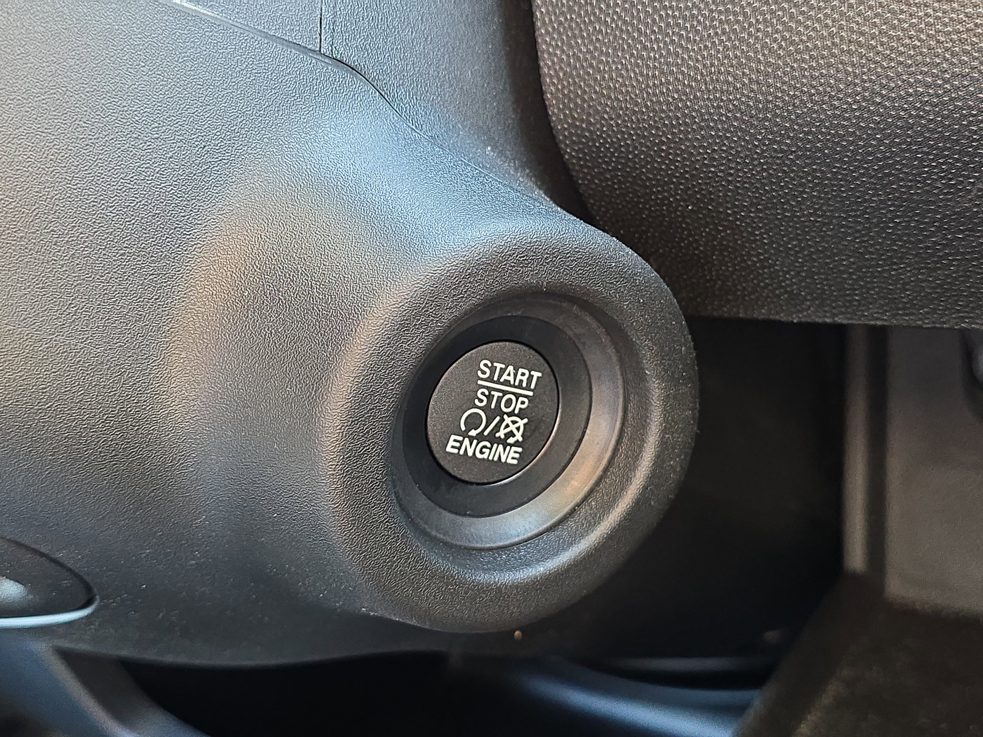 Used 2025 RAM ProMaster 2500 w/ Safety Group image 17