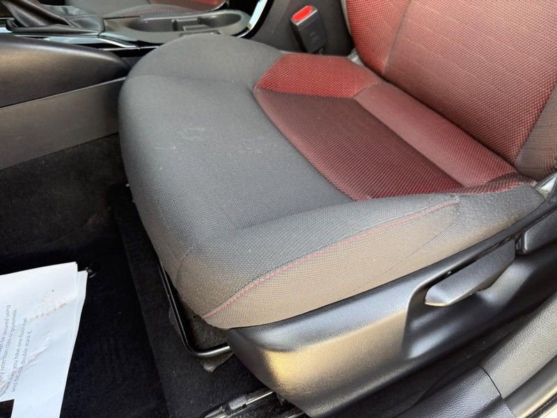 Used 2024 Toyota Corolla SE image 17