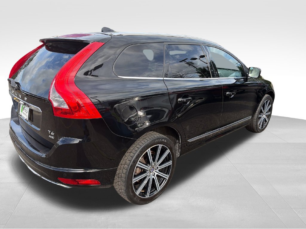 Used 2017 Volvo XC60 T6 Inscription w/ Preferred Option Package AWD/4WD image 7