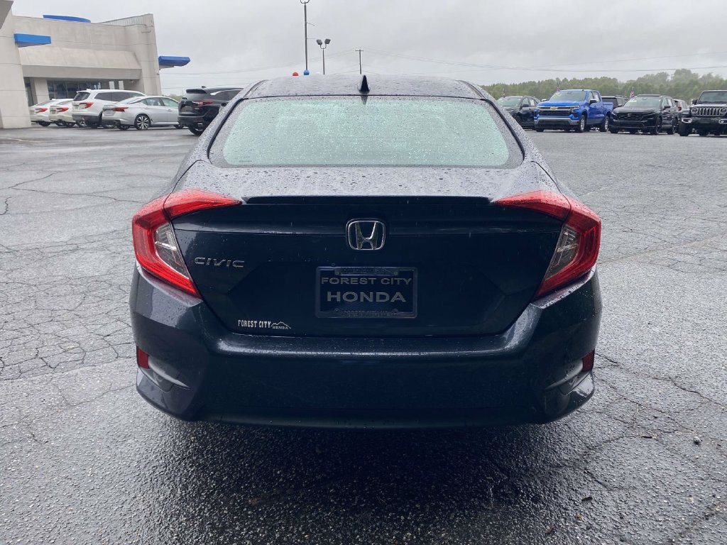 Used 2017 Honda Civic EX-T image 4