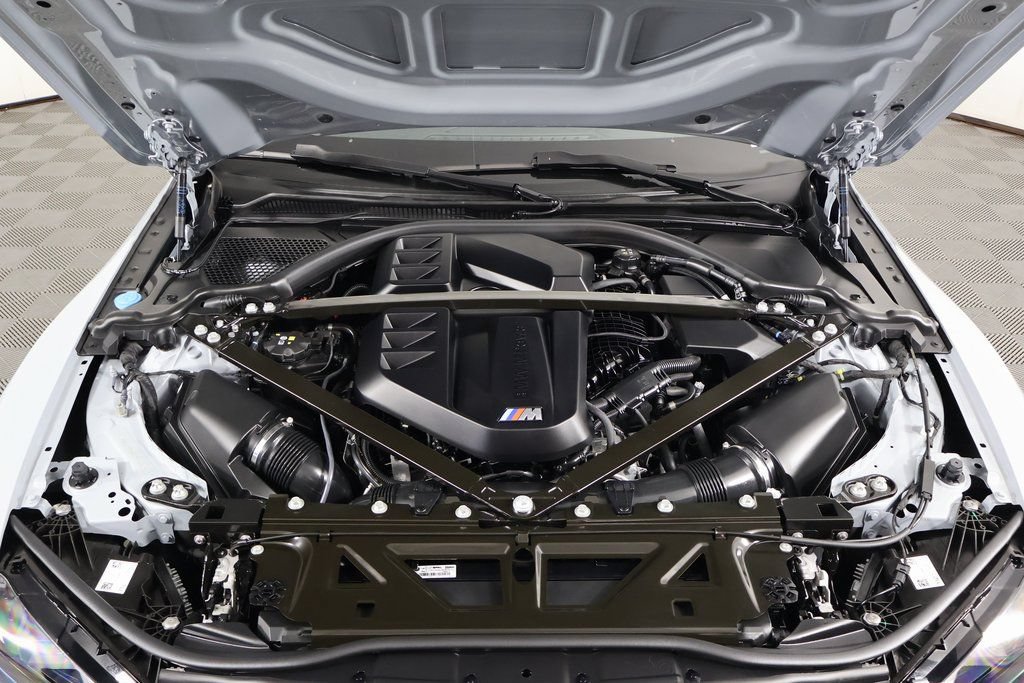 Used 2026 BMW M4 Competition RWD image 15