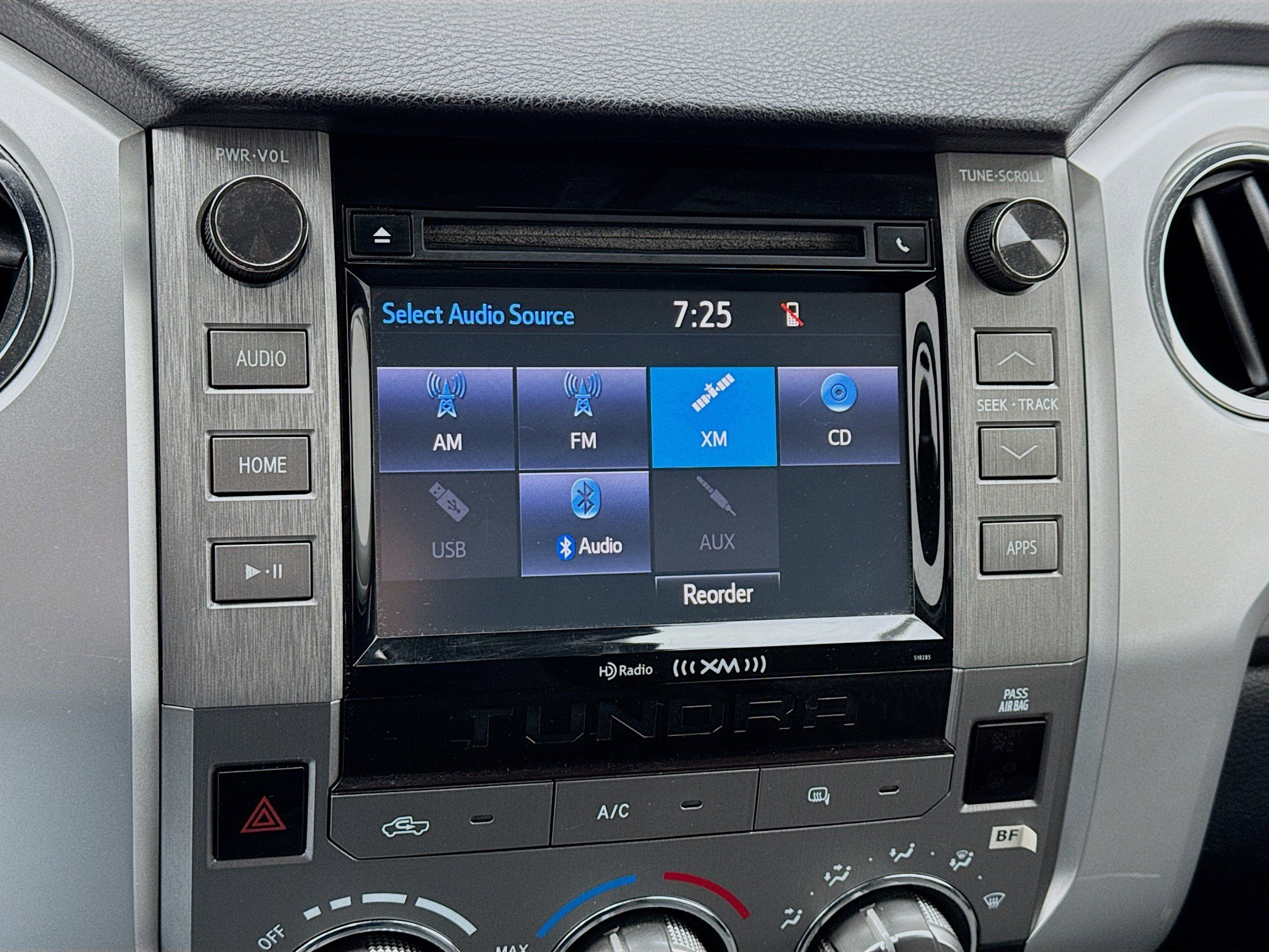 Used 2018 Toyota Tundra SR5 image 11