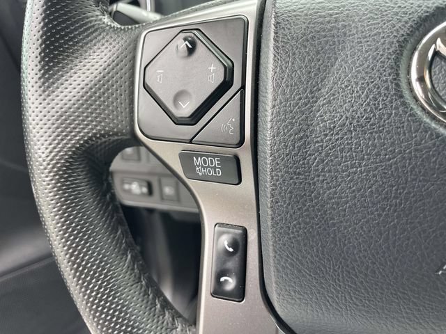 Used 2023 Toyota Tacoma SR5 w/ SR5 Appearance Package RWD image 28