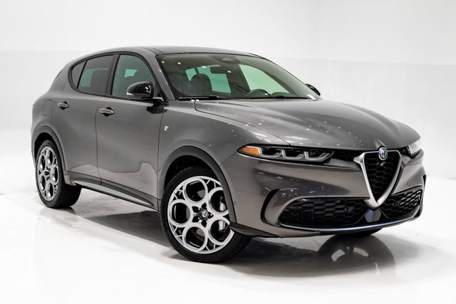 Used 2024 Alfa Romeo Tonale Ti AWD/4WD image 5